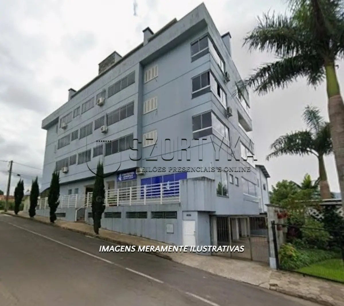 Foto de BOX 14 - CONDOMÍNIO RESINDENCIAL COMERCIAL DAS ROSAS