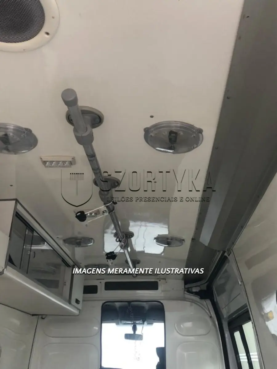 LOTE 001 - RENAULT MASTER AMB RONTAN, 2013/2014