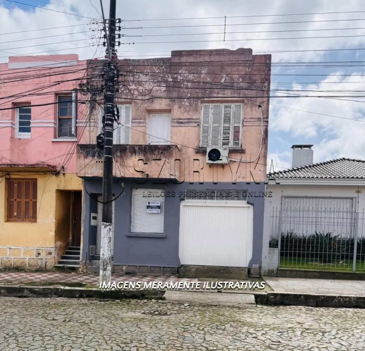 LOTE 002 - IMÓVEL NA RUA URUGUAI EM PELOTAS