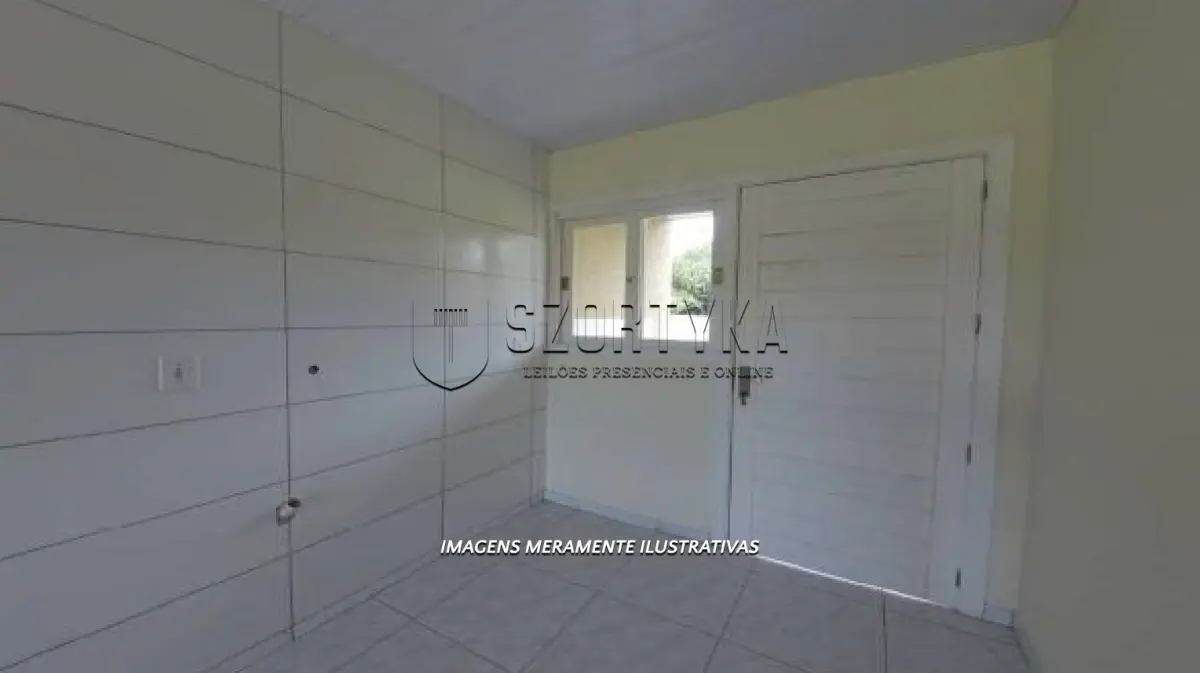 LOTE 007 - CASA Nº 421 (A e B)