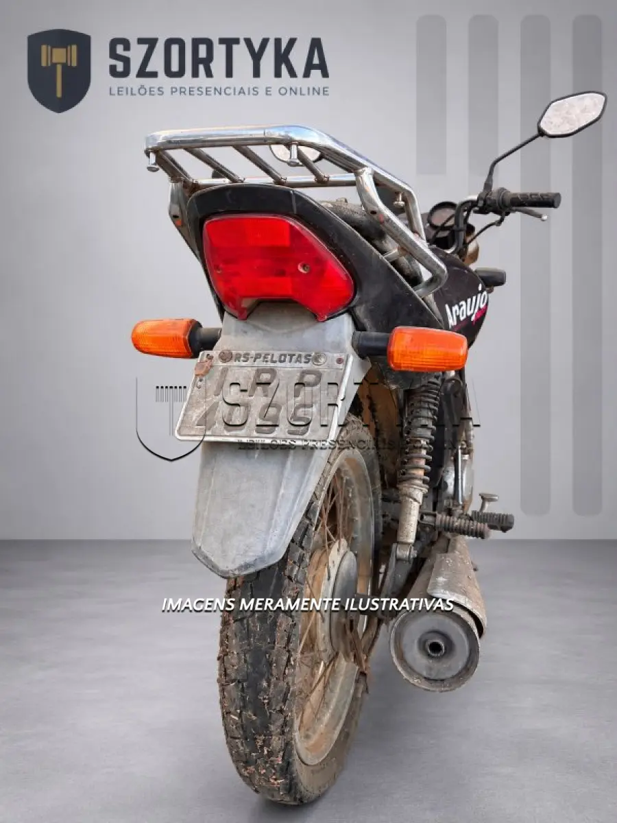 LOTE 001 - UMA MOTOCICLETA, HONDA CG 125 FAN, ANO/MOD  2011/2011