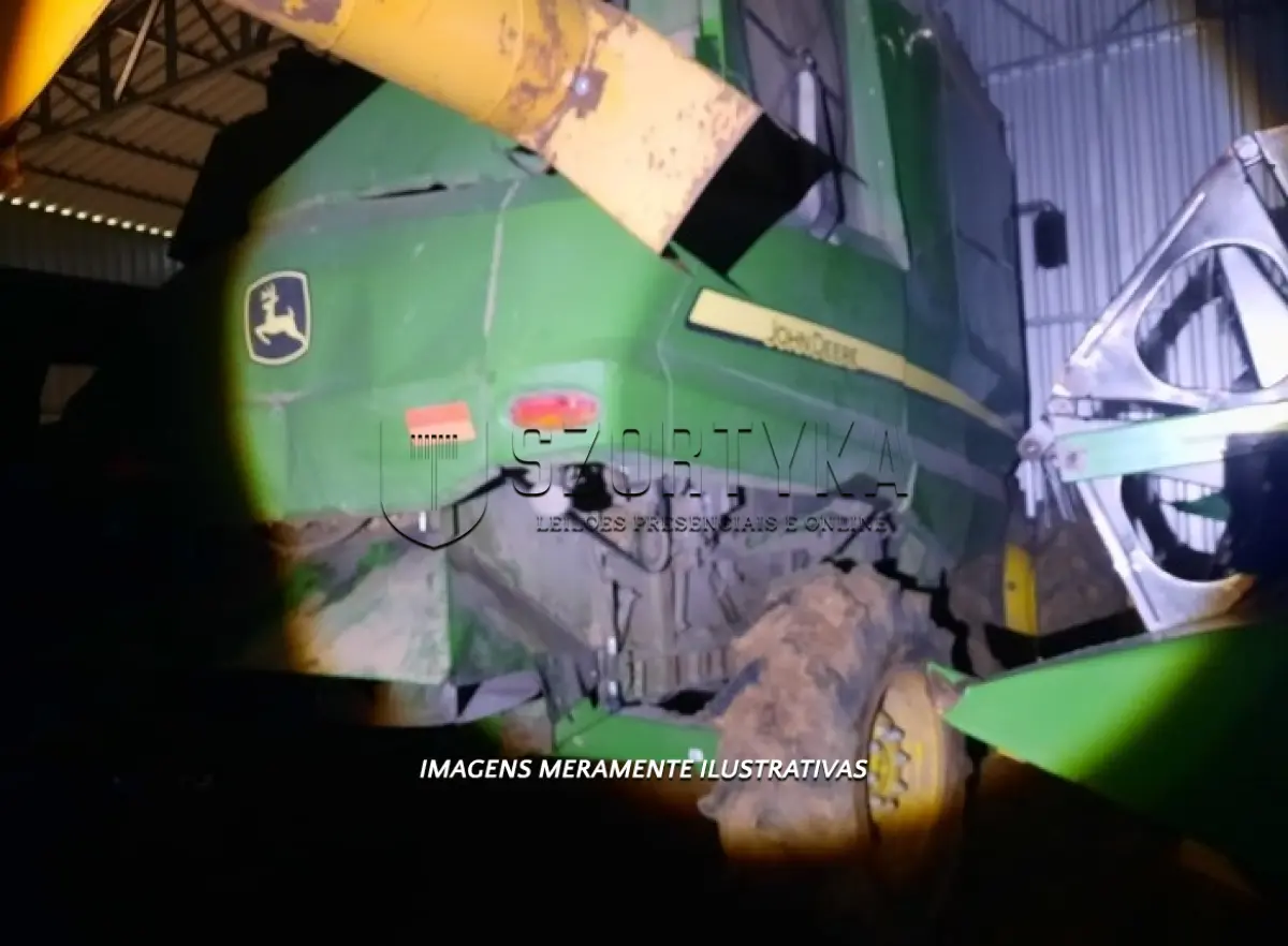 LOTE 001 - COLHEITADEIRA JOHN DEERE S430, ANO 2022, COM PLATAFORMA 620F E CARRETA AGROMANN