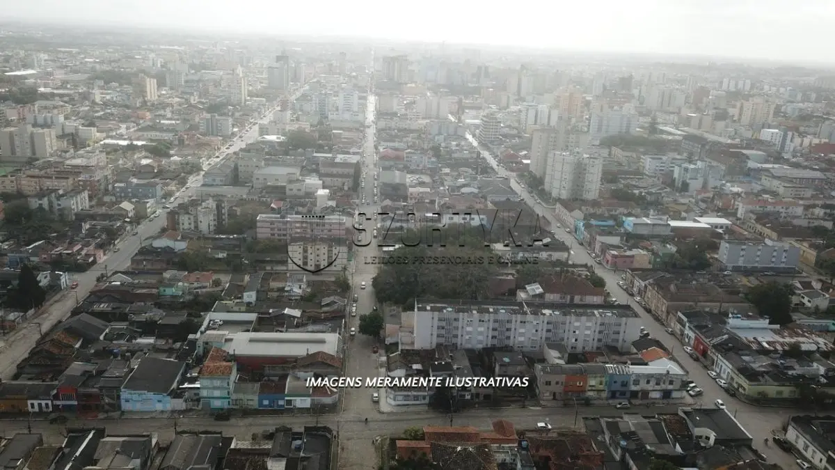 LOTE 001 - IMÓVEL NA RUA ANDRADE NEVES EM PELOTAS