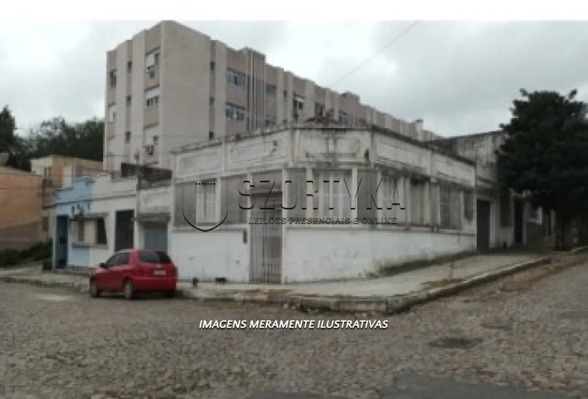 LOTE 001 - IMÓVEL NA RUA ANDRADE NEVES EM PELOTAS