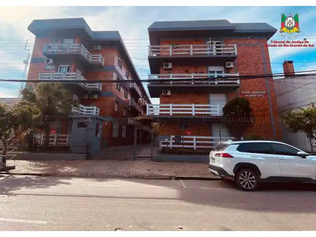 LEILÃO DE UM APARTAMENTO NA RUA DR. AMARANTE EM PELOTAS