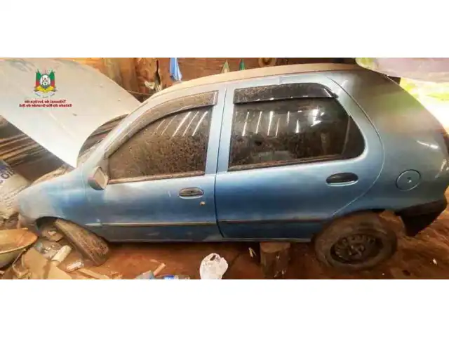 LEILÃO DE UM FIAT PALIO ED, 1997