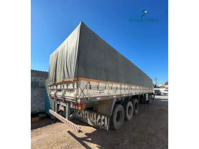 LEILÃO DE UM SR RANDON SR CA, ANO/MOD 2001/2002