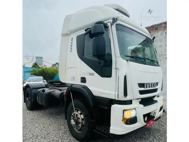 LEILÃO DE UM CAMINHÃO IVECO/CURSOR 450E33T, 2010/2011