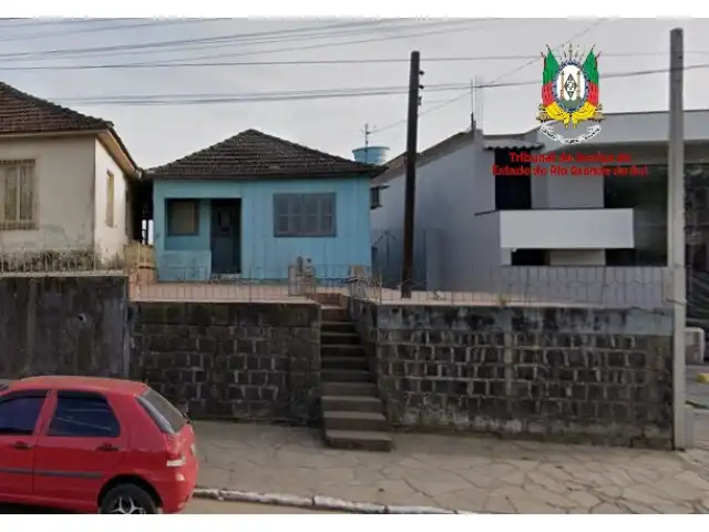 LEILÃO DE 25% DE UM IMÓVEL EM CAMAQUÃ