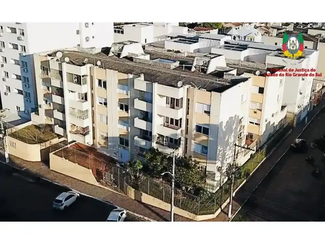 LEILÃO DE UM APARTAMENTO COM VAGA PARA ESTACIONAMENTO NO EDIFÍCIO TAMANDARÉ EM PELOTAS
