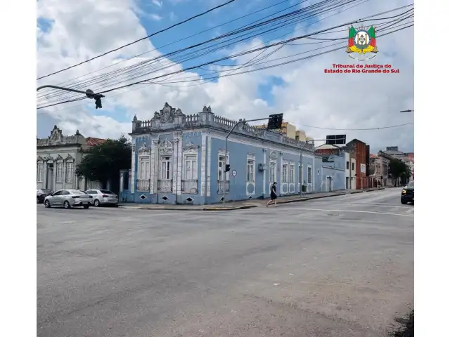 LEILÃO DE  PRÉDIO CLÁSSICO EM ESQUINA NOBRE NO CENTRO DA CIDADE DE PELOTAS