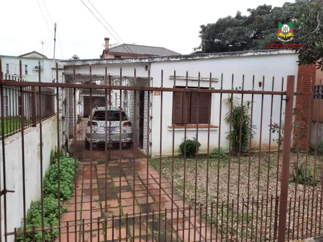 LEILÃO DE UM IMÓVEL COM 300m² EM SÃO LOURENÇO DO SUL