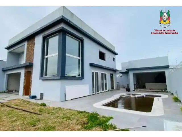 LEILÃO DE UM EXCELENTE IMÓVEL COM 600M² NA PRAIA DO CASSINO