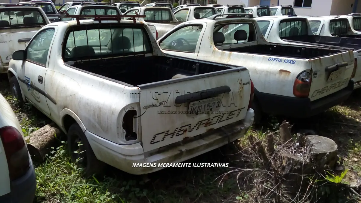 LOTE 007 - GM/CORSA ST PICK-UP IKN-1573 02-02