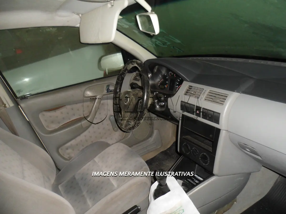 LOTE 032 - VW/PARATI 1.8 IJV-3930 00-01
