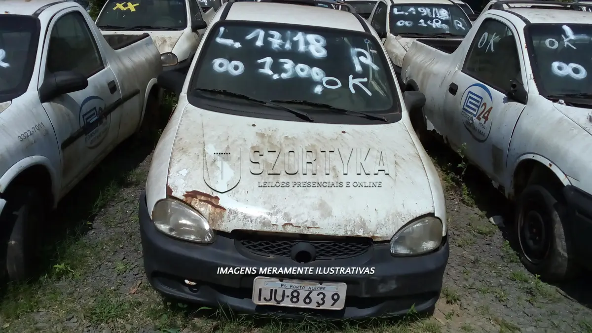 LOTE 017 - GM/CORSA ST PICK-UP IJU-8639 00-01