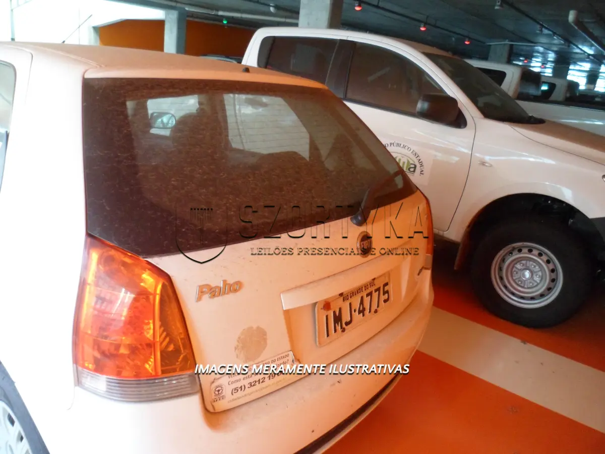 LOTE 035 - FIAT/PALIO HLX 1.8 FLEX IMJ-4775 05-05