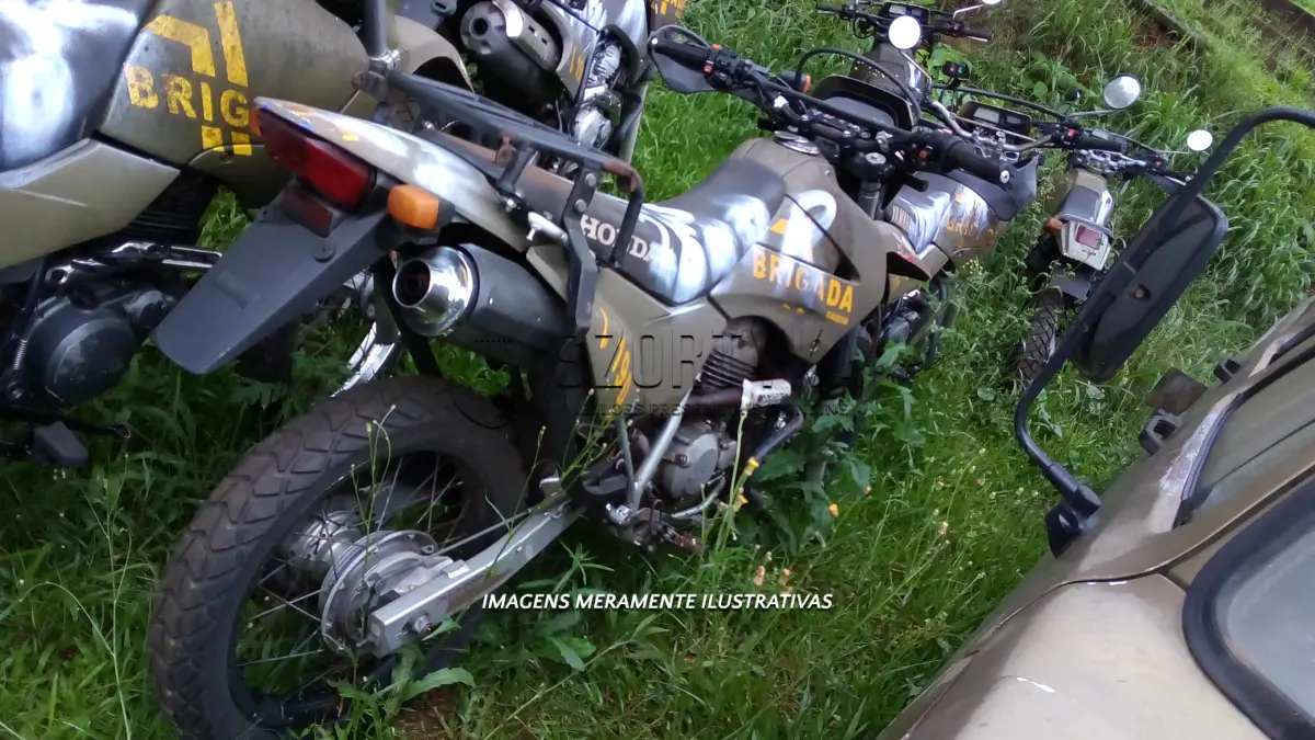 LOTE 073 - HONDA/XR 250 TORNADO  JBM-1835 05-05