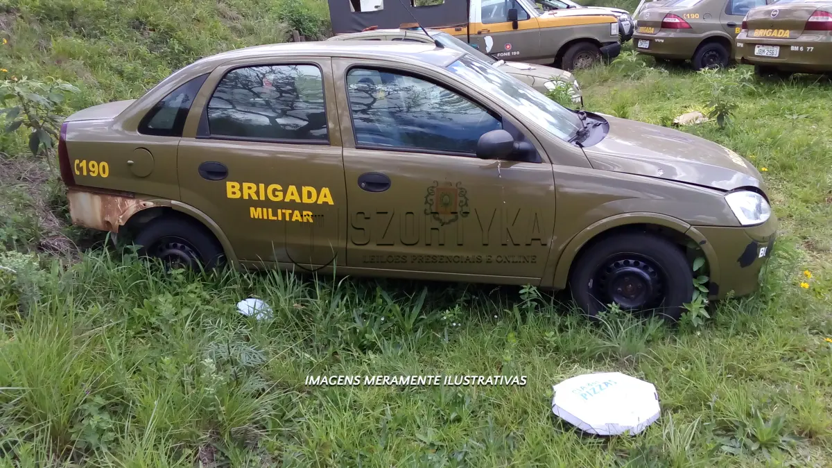 LOTE 067 - GM/CORSA SEDAN MAXX JBM-2388 08-09