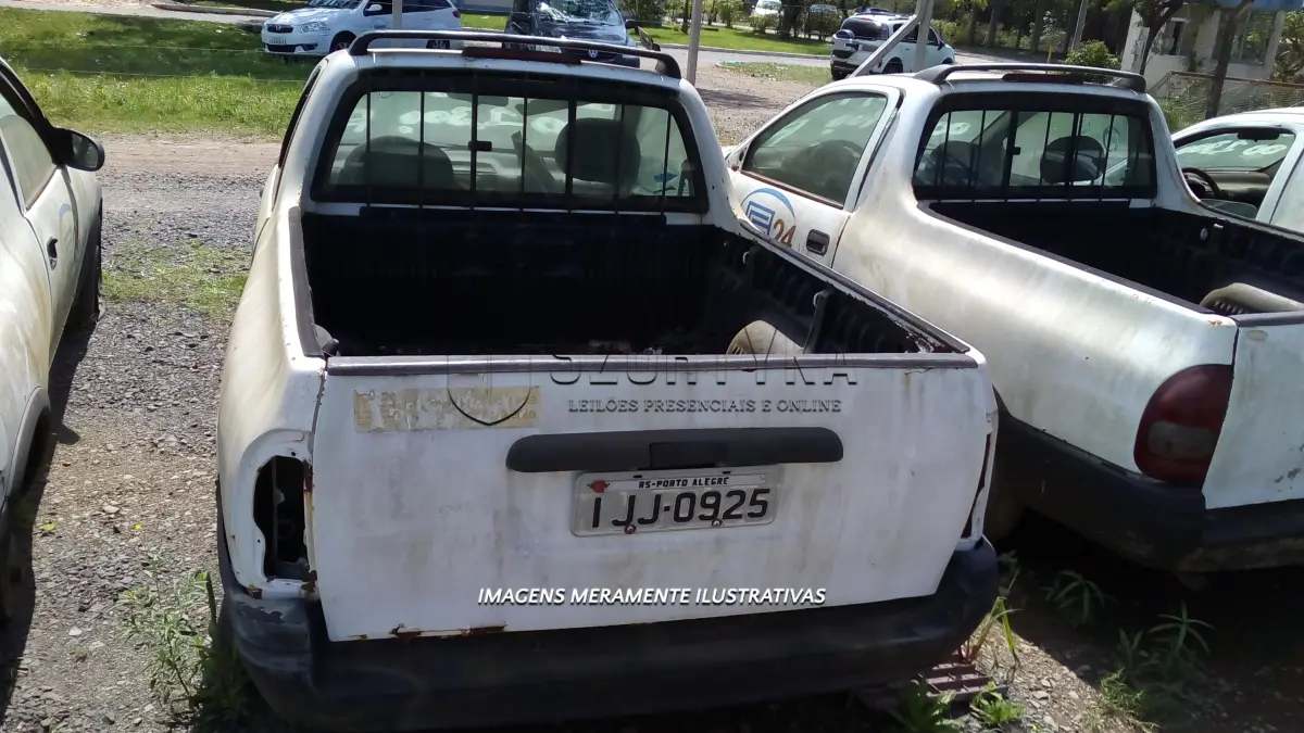 LOTE 002 - GM/CORSA ST PICK-UP IJJ-0925 00-00