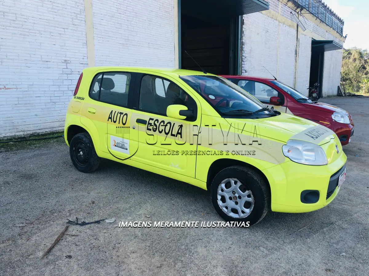 LOTE 014 - FIAT/UNO VIVACE 1.0, completo, ANO 2011.