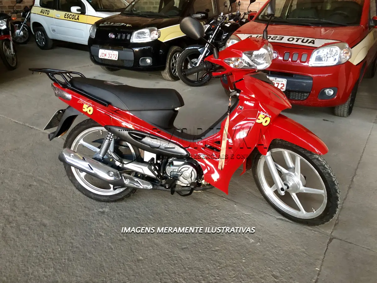 LOTE 006 - DAFRA/ZIG 50, ano/2016, com apenas 10km.