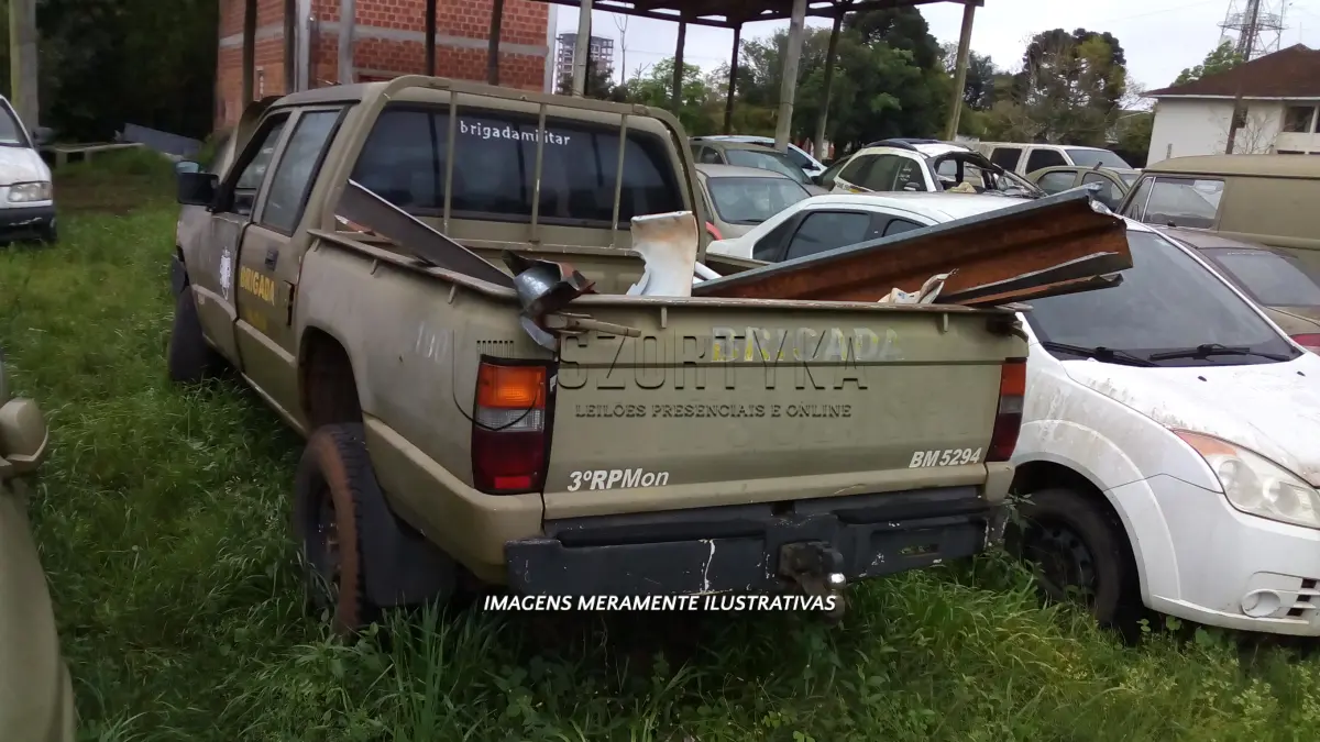 LOTE 058 - MMC/L200 4X4 GL, ANO 2005.