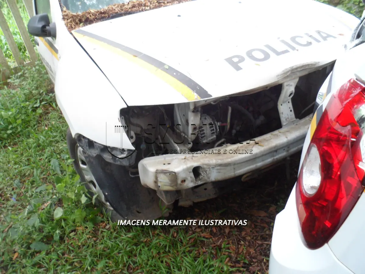 LOTE 156 - RENAULT/DUSTER 16 E 4X2, ANO 2013.
