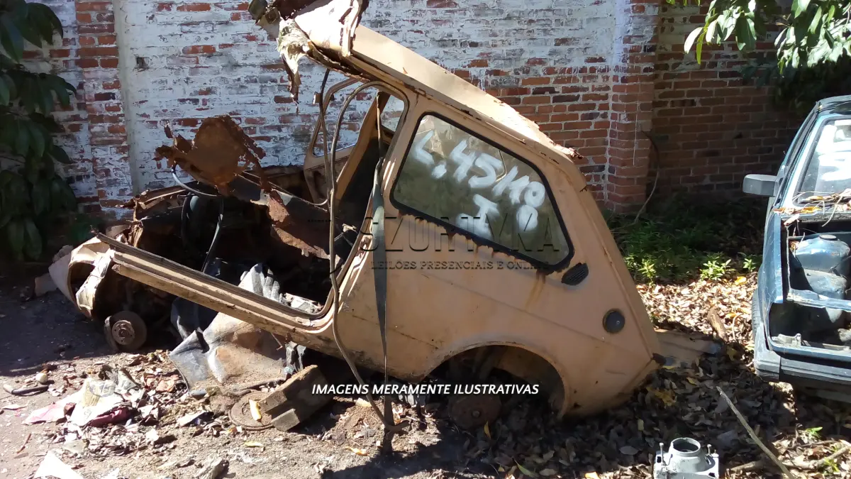 LOTE 045 - 01 FIAT/147, 01 FIAT/UNO ELECTRONIC, 01 VW/SAVEIRO CL, 89, 01 VW/SAVEIRO CL, ANO 93.