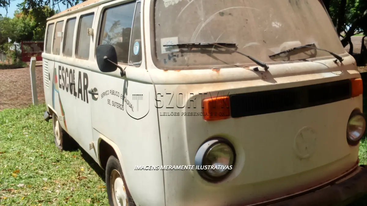 LOTE 079 - VW/KOMBI, ANO 1994.