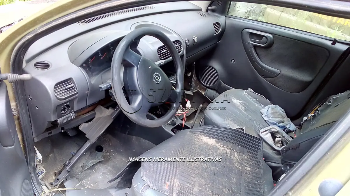 LOTE 008 - GM/CORSA SEDAN MAXX.