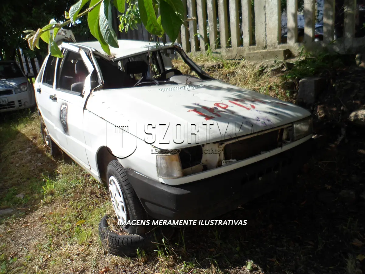 LOTE 027 - FIAT/UNO MILLE FIRE, ANO 2002.