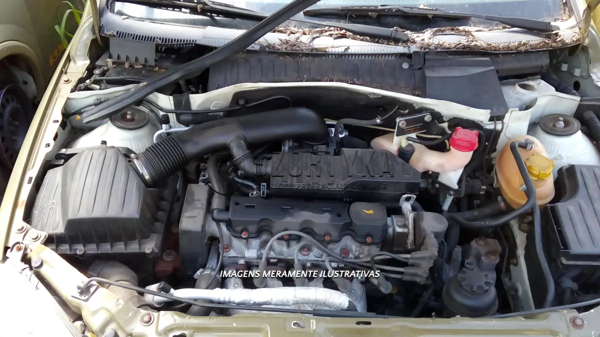 LOTE 100 - GM/CORSA SEDAN MAXX  JBM-2412 2008