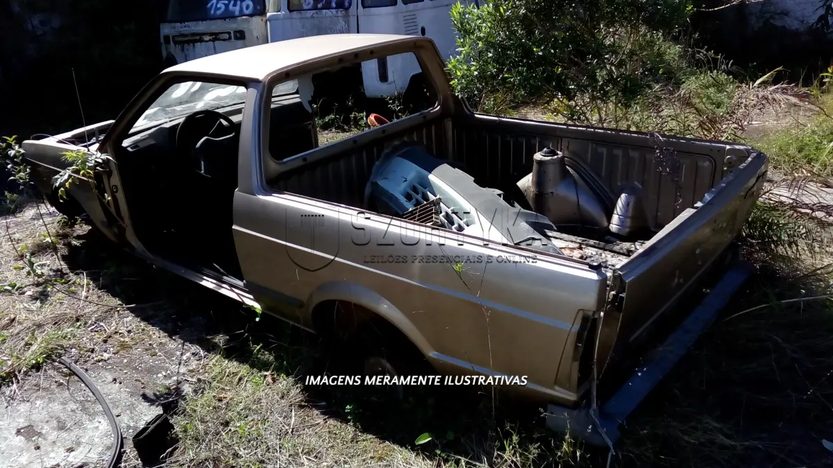 LOTE 045 - 01 FIAT/147, 01 FIAT/UNO ELECTRONIC, 01 VW/SAVEIRO CL, 89, 01 VW/SAVEIRO CL, ANO 93.
