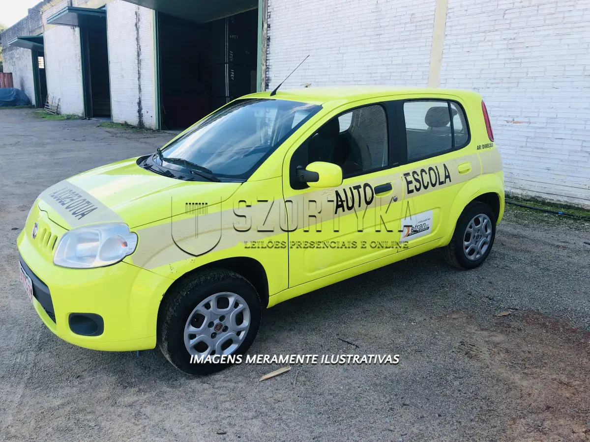 LOTE 014 - FIAT/UNO VIVACE 1.0, completo, ANO 2011.