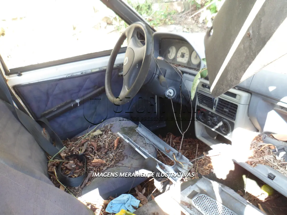 LOTE 027 - FIAT/UNO MILLE FIRE, ANO 2002.