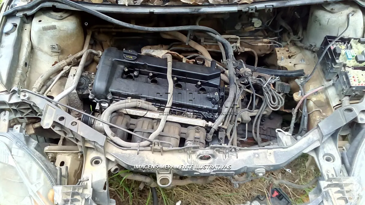 LOTE 013 - FORD FOCUS 2.0L.