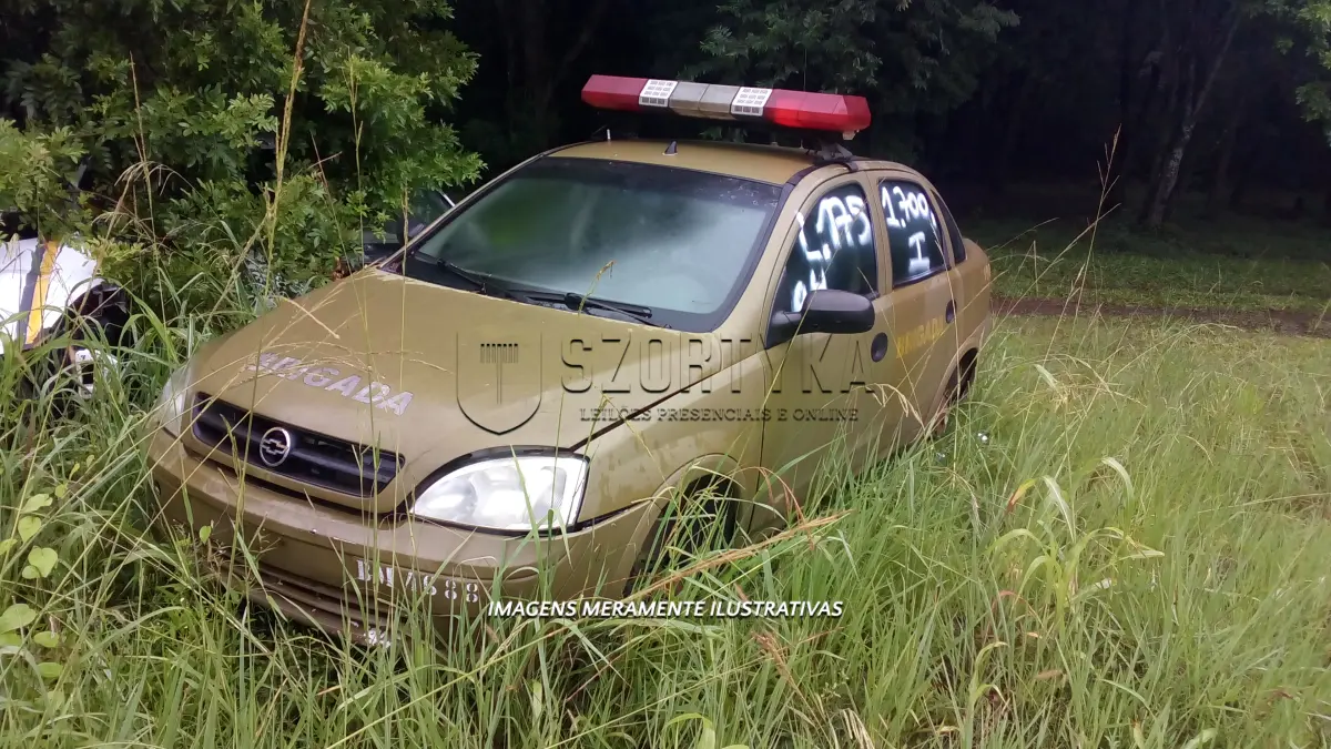 LOTE 175 - GM/CORSA SEDAN, ANO 2004.
