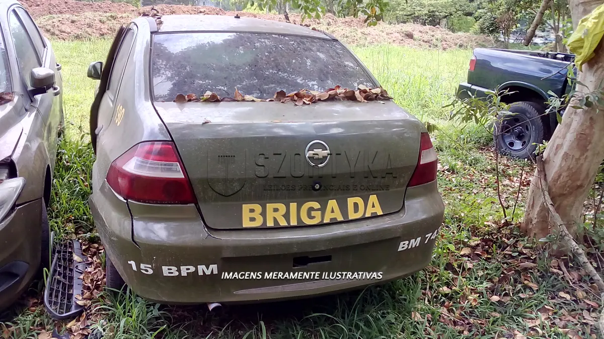 LOTE 014 - GM/PRISMA JOY.
