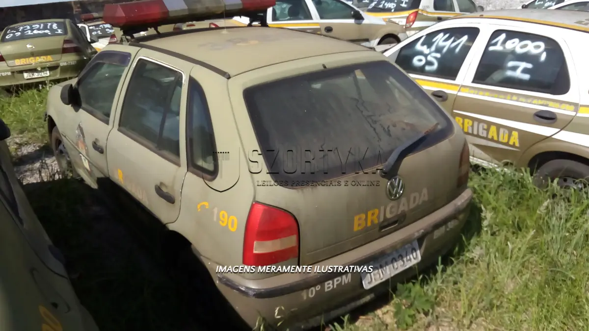 LOTE 130 - WV/GOL 1.8 JBM-0340 2001