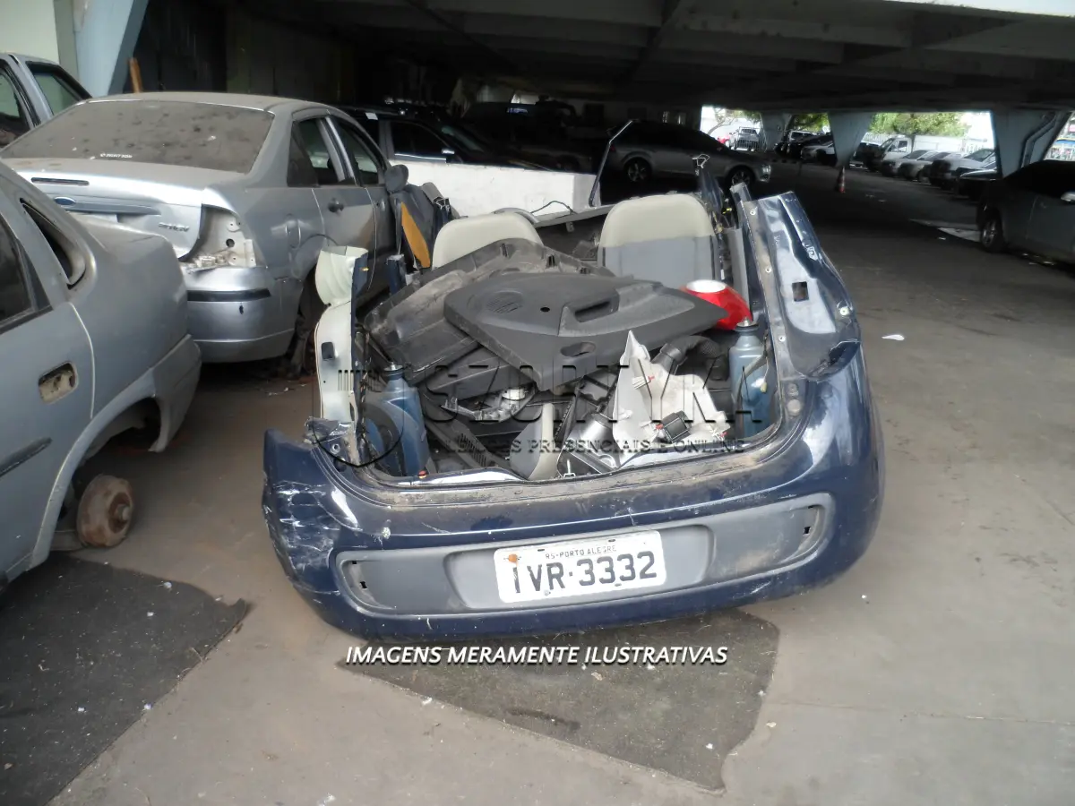 LOTE 155 - FIAT/PÁLIO ESSENCE 1 .6, ANO 2014.
