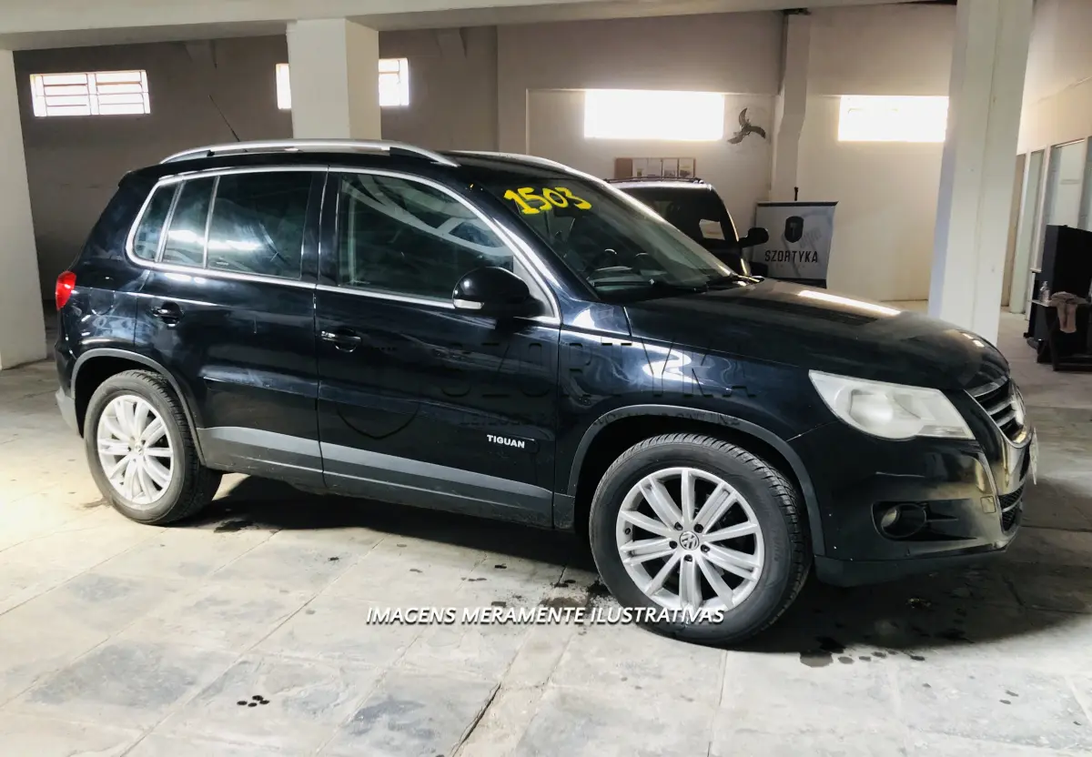 LOTE 001 - VW TIGUAN 2.0 TSI, ANO/MOD 2010, COR PRETA.