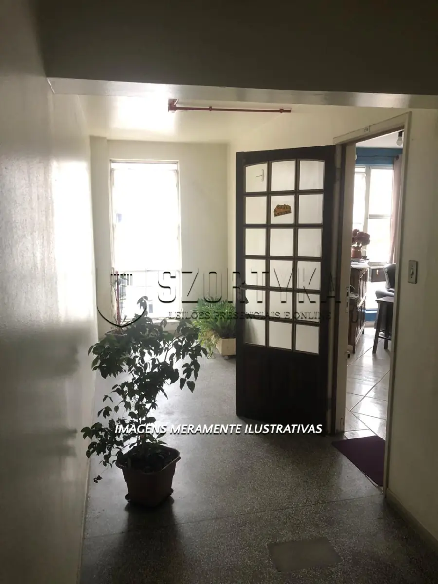 LOTE 001 - 50% DE UMA SALA COMERCIAL, SITUADA NO BLOCO "A" DO EDIFÍCIO GALERIA CENTRAL, Nº 316, NA CIDADE DE PELOTAS