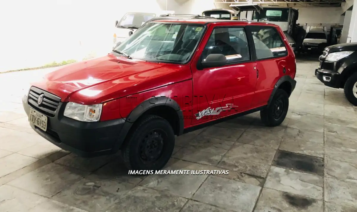 LOTE 001 - VEÍCULO FIAT UNO, PLACAS ITY6153, COR VERMELHA, ANO/MOD 2013/2013