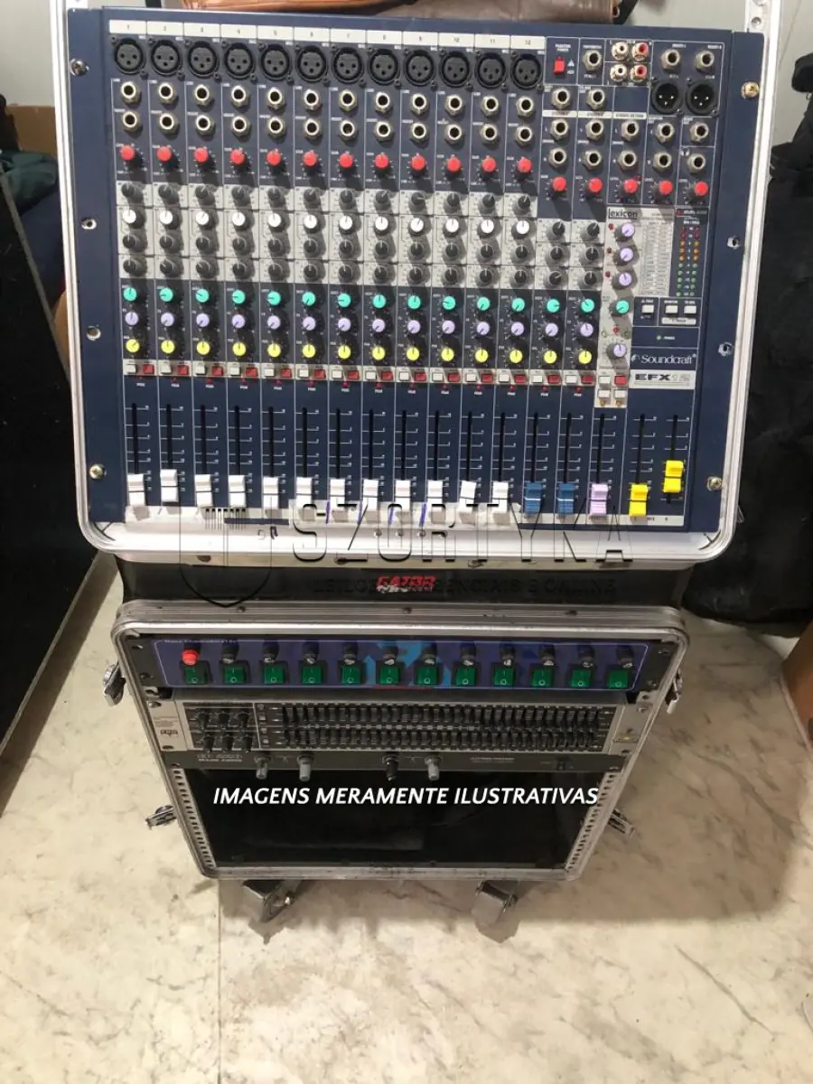 LOTE 003 - 01 mesa de som Soundcraft, 12 canais, analógico
