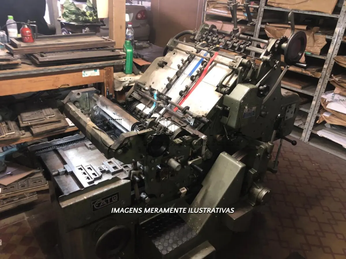 LOTE 02 - 01 (uma) impressora tipográfica plana automática