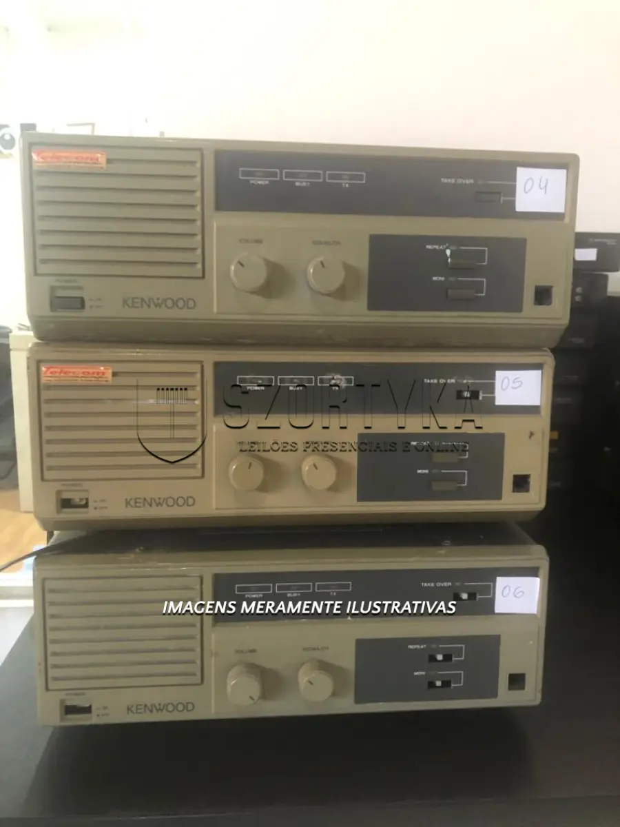LOTE 03 - 03 (TRÊS) REPETIDORAS VHF SEM LINK, MARCA KENWOOD, COMPLETAS (COM GABINETE, FONTE, DUPLEXADOR E CONTROLADORA).