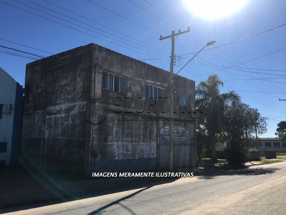 LOTE 000 - UM PRÉDIO NA AV. GETÚLIO VARGAS EM TAPES