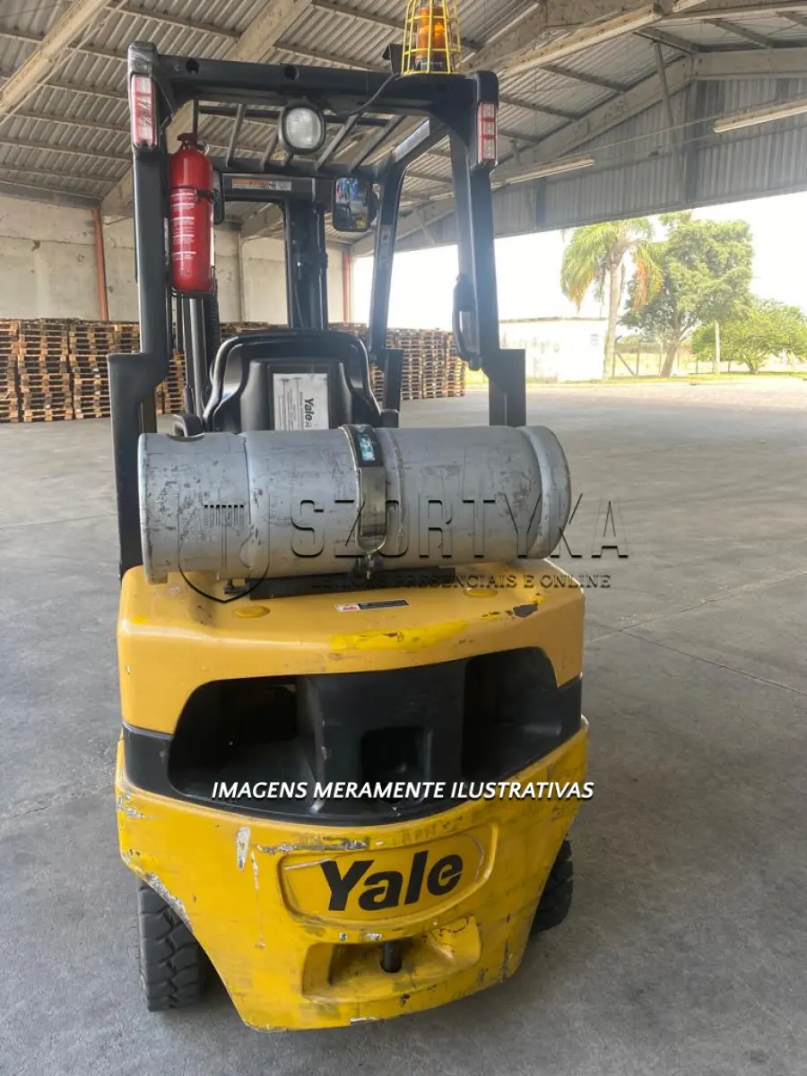 LOTE 2 - 01 empilhadeira Yale, modelo GLP050LX-BRYVSE087