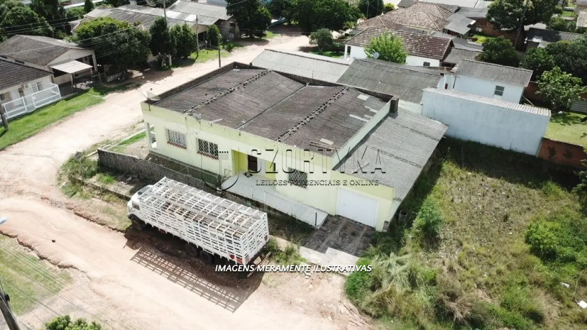 LOTE 001 - 75% DE UM IMÓVEL NA RUA HIDELBRANDO CENTENO EM CAMAQUÃ